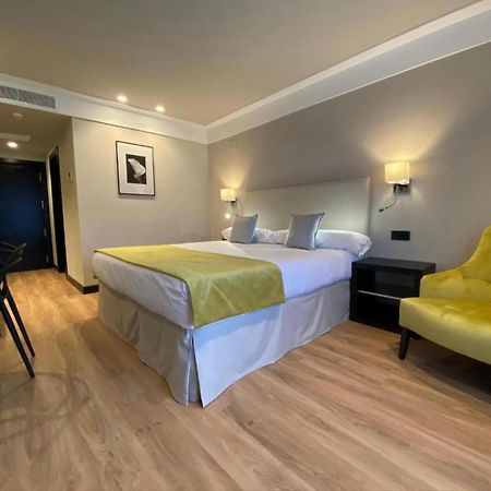 Hotel Parque Real シウダーレアル エクステリア 写真