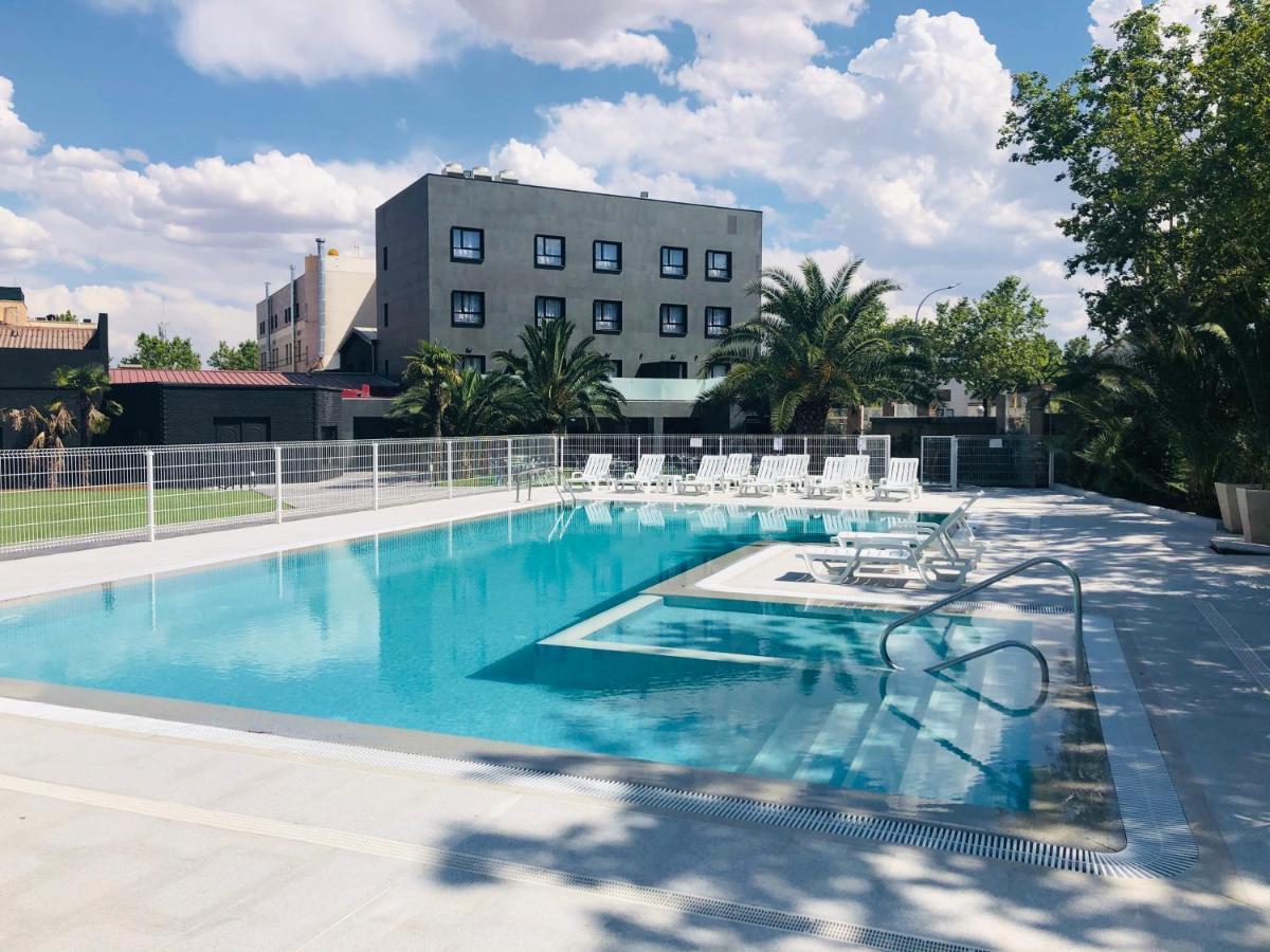 Hotel Parque Real シウダーレアル エクステリア 写真