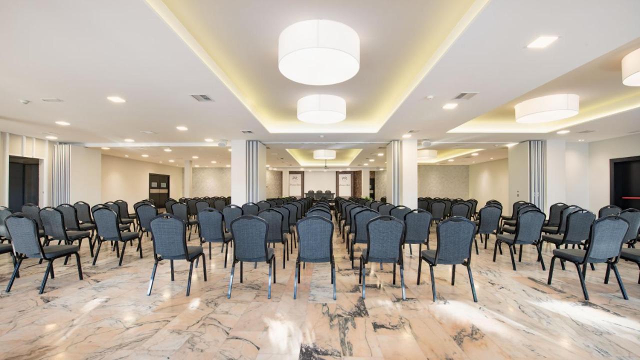 Hotel Parque Real シウダーレアル エクステリア 写真