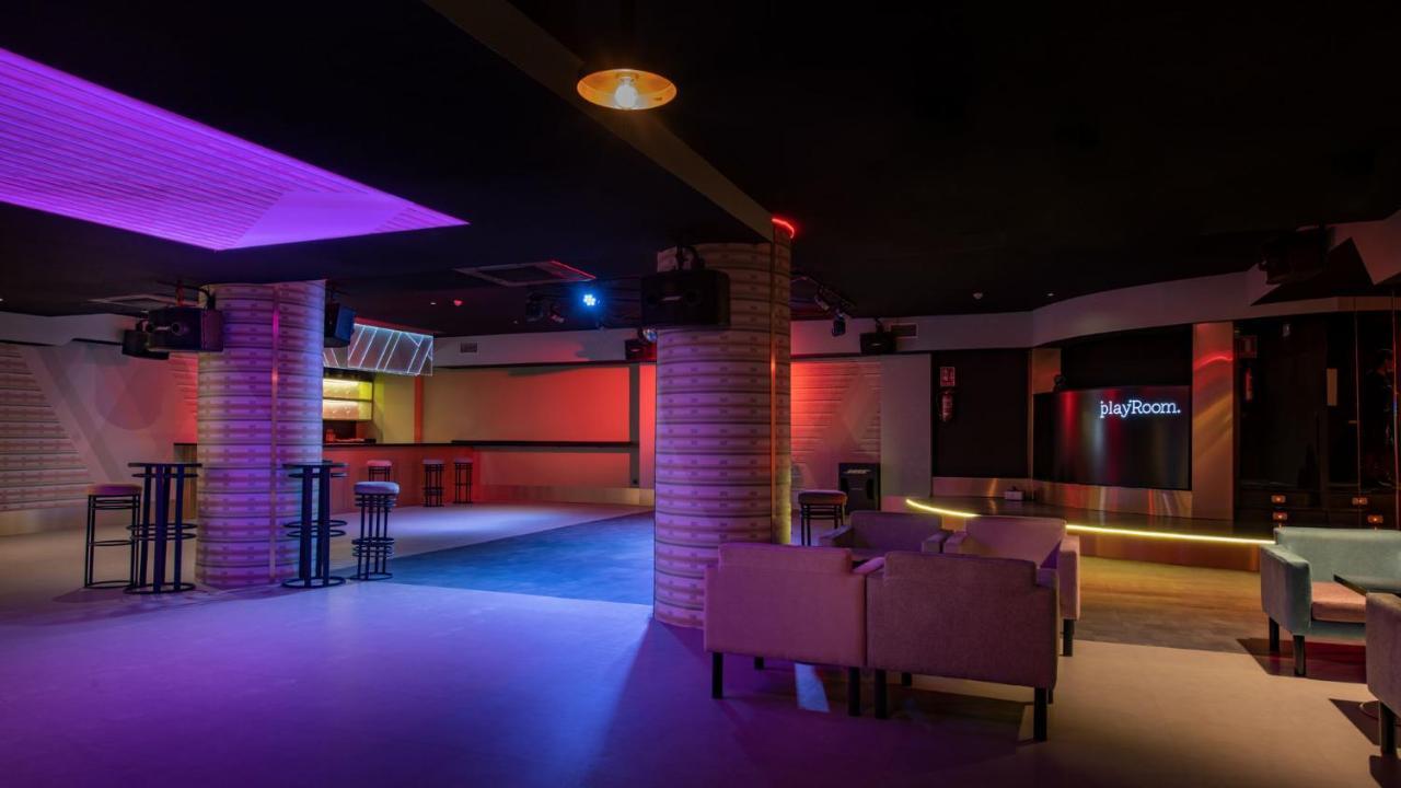 Hotel Parque Real シウダーレアル エクステリア 写真